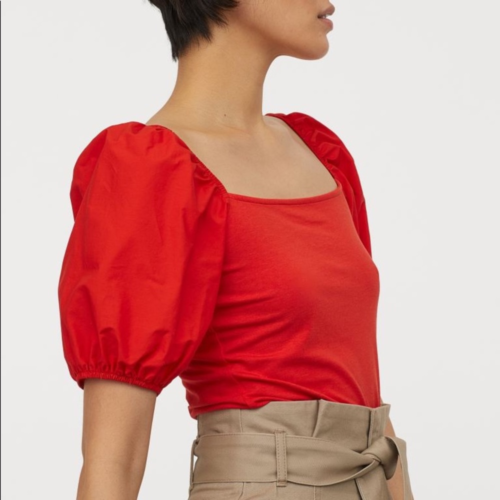 Puff sleeve top
